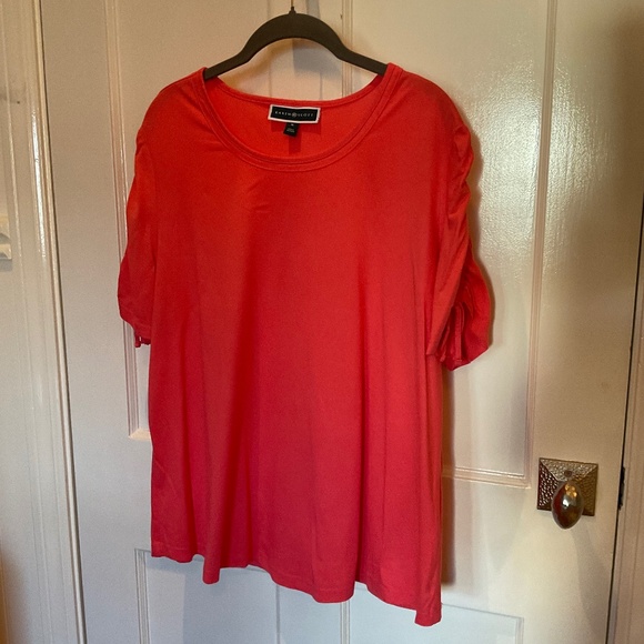 Karen Scott coral tee with rouched shoulder detail, XL - Picture 2 of 6